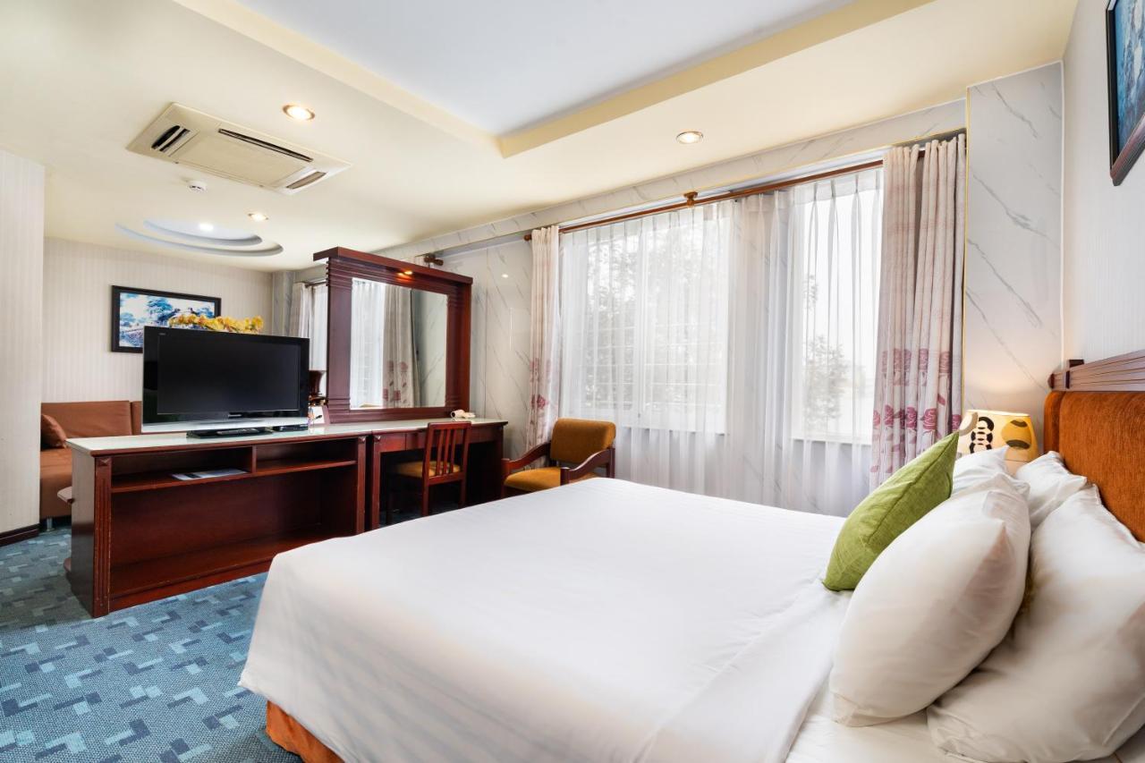 Lucasta Saigon Hotel Hô Chi Minh-Ville Extérieur photo