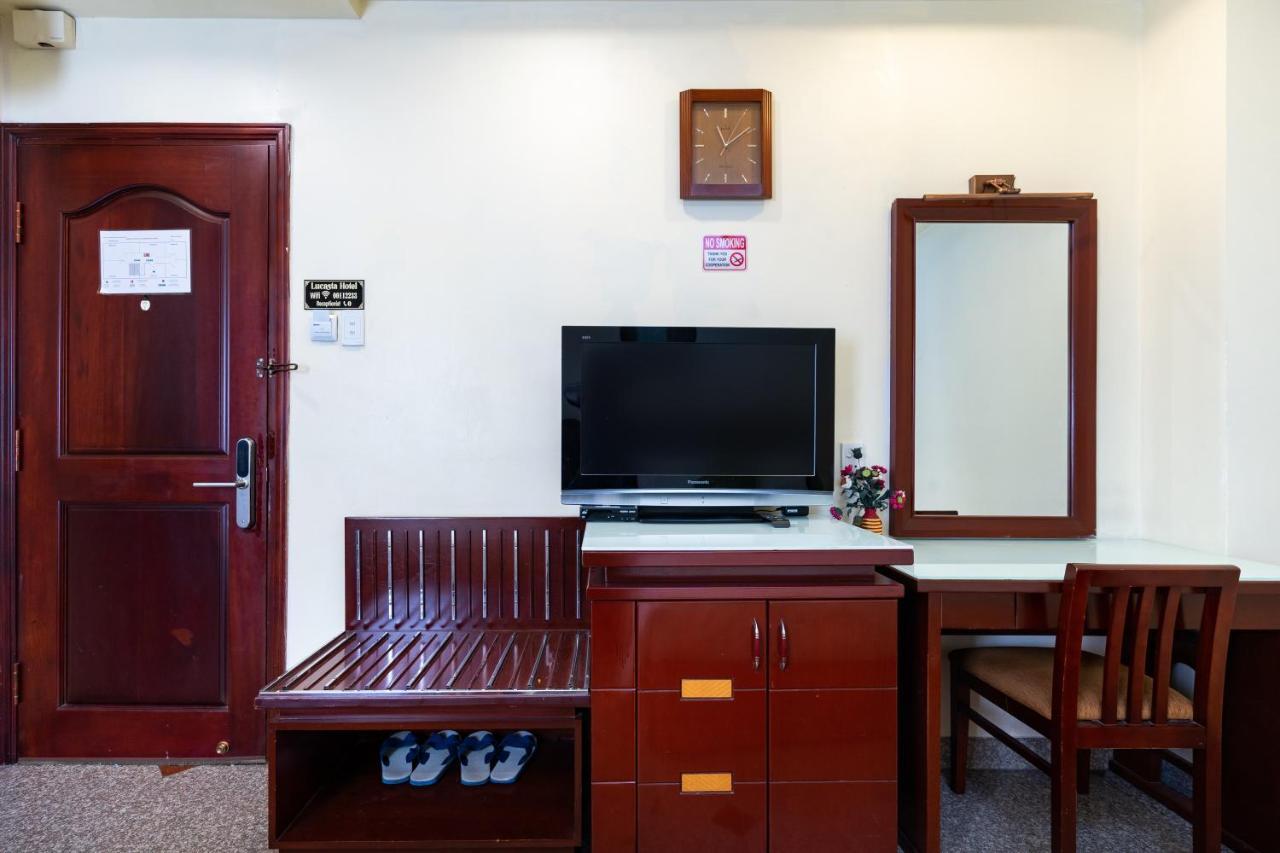 Lucasta Saigon Hotel Hô Chi Minh-Ville Extérieur photo