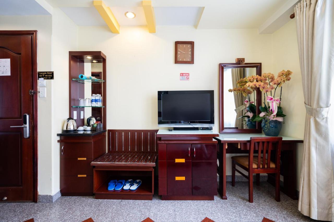 Lucasta Saigon Hotel Hô Chi Minh-Ville Extérieur photo