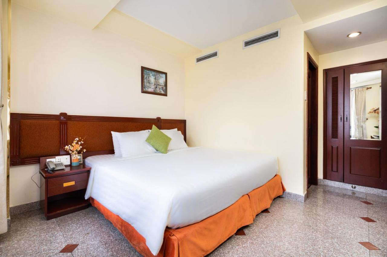 Lucasta Saigon Hotel Hô Chi Minh-Ville Extérieur photo