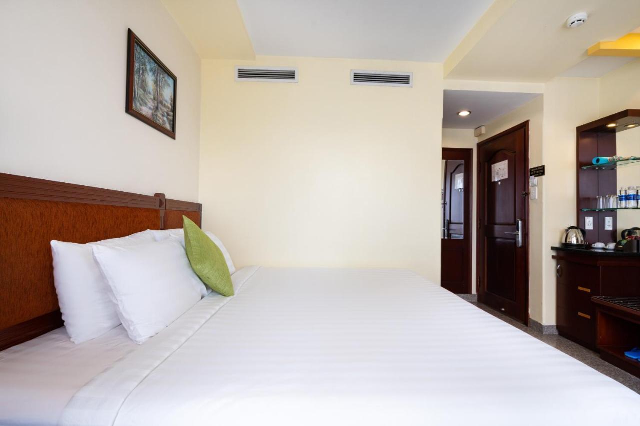 Lucasta Saigon Hotel Hô Chi Minh-Ville Extérieur photo
