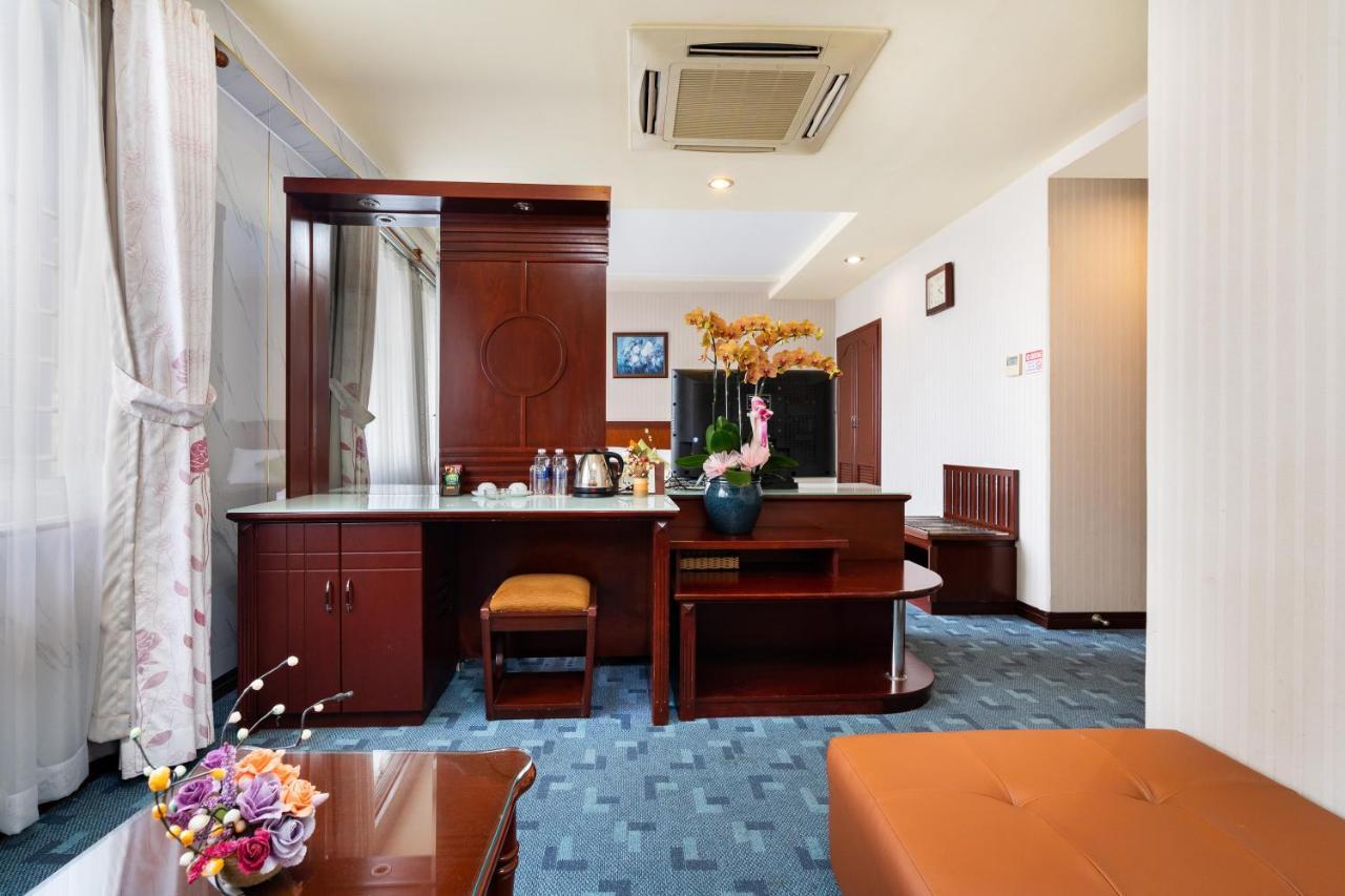 Lucasta Saigon Hotel Hô Chi Minh-Ville Extérieur photo